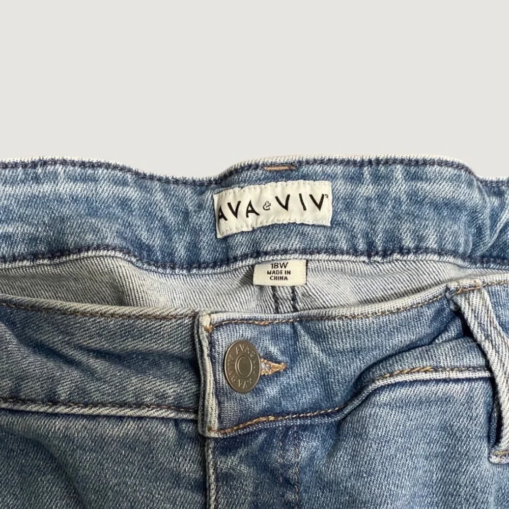 Ava & Viv Distressed Cropped Straight Leg Jeans 18W Grunge Streetwear‎ Y2K Edgy
